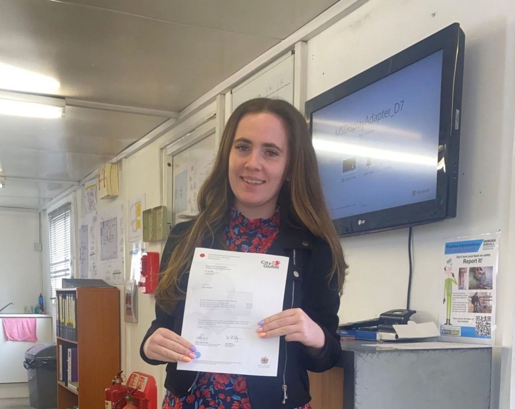 Rhea Keyes completes Business Administration NVQ with distinctions in all categories
